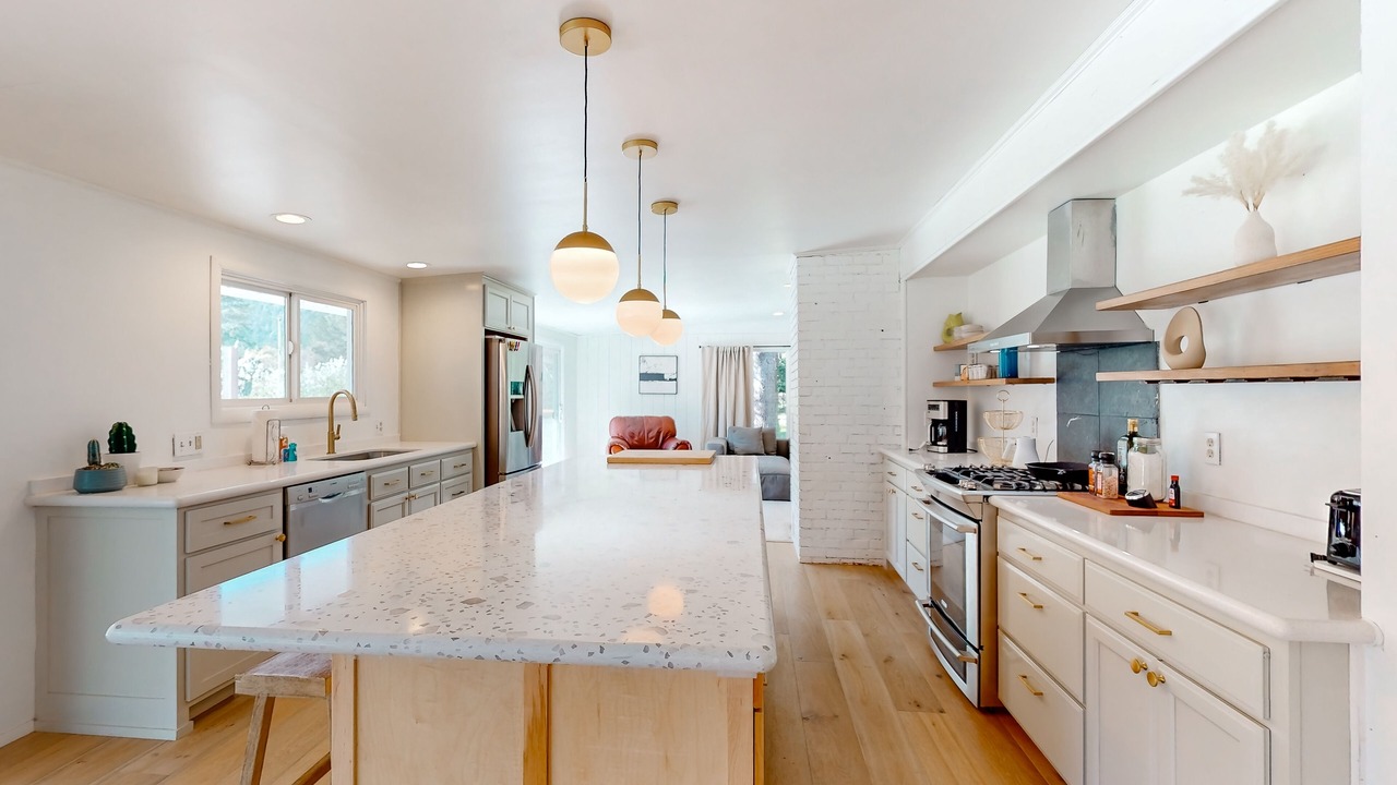 Photo of Kitchen in Salyer