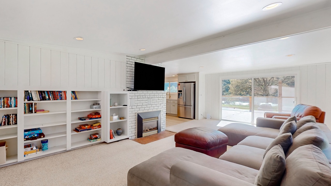 Photo of Livingroom in Salyer