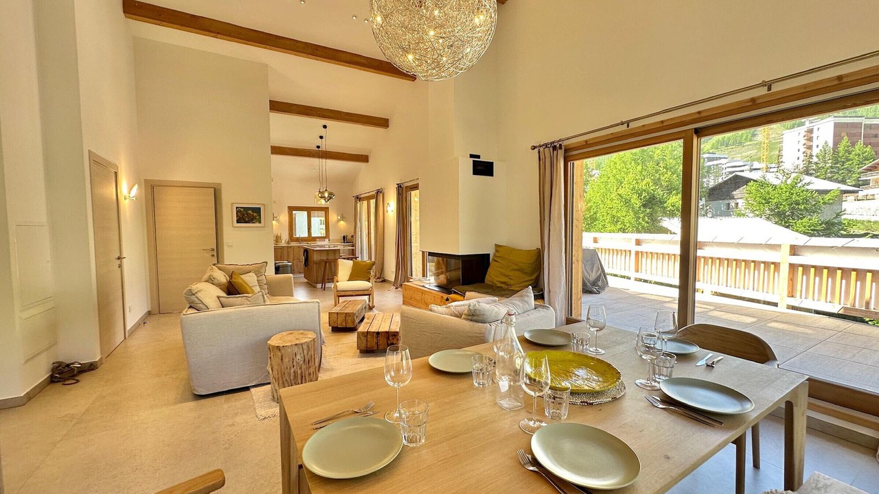 Photo of Others in Les Claux