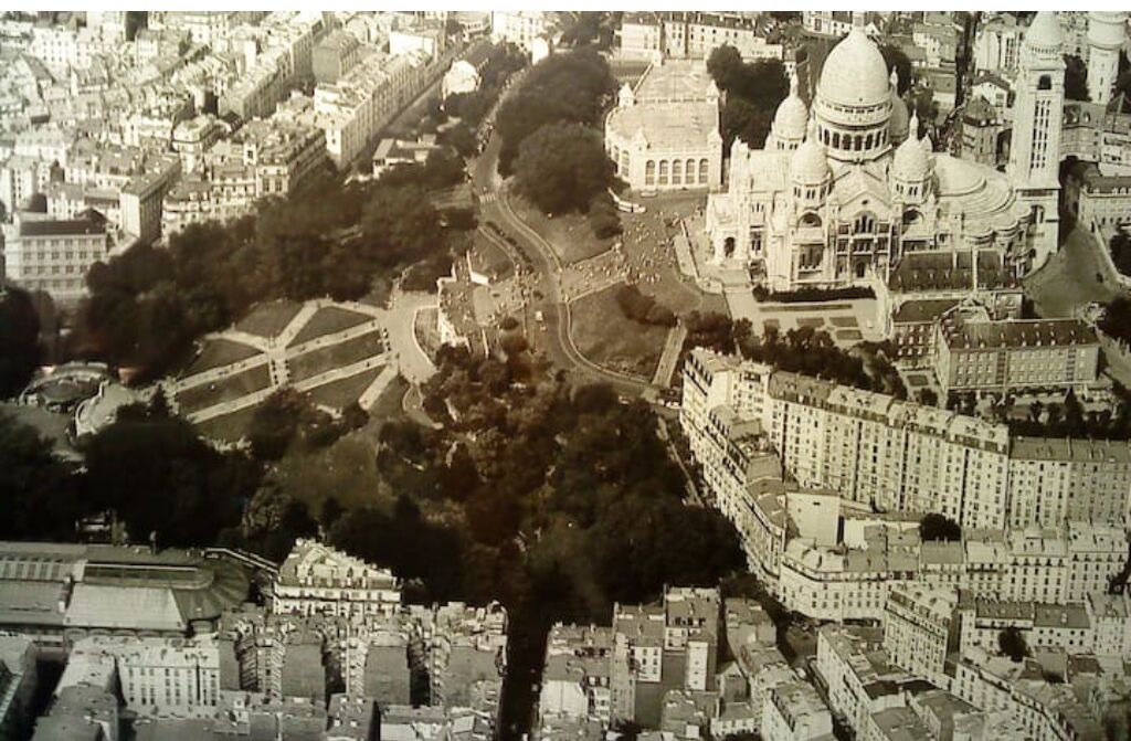 Photo of Outdoor in Clignancourt