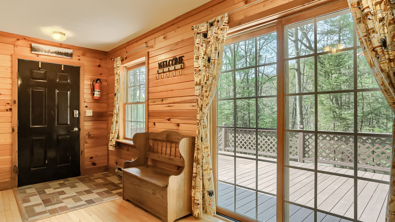 Photo of Bedroom in Leeper