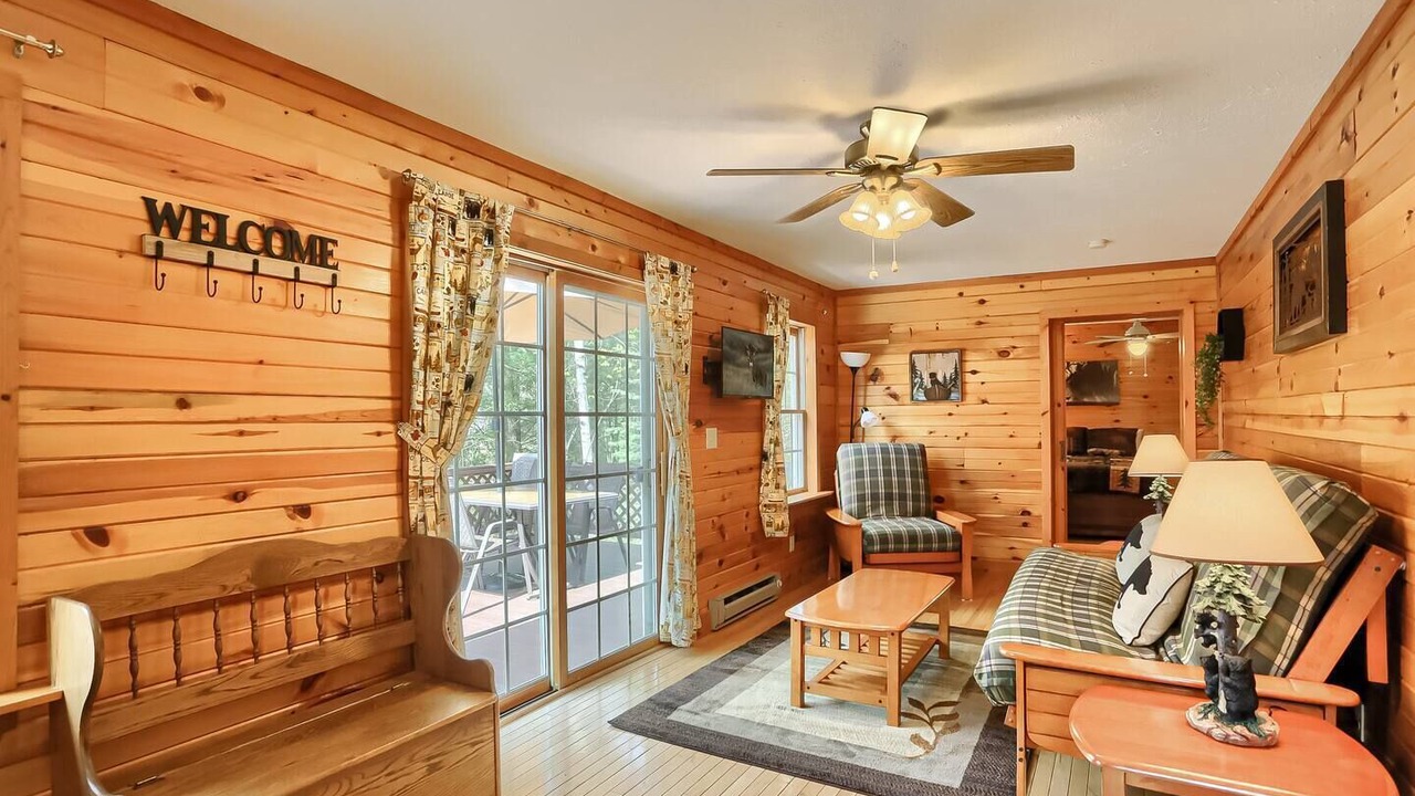 Photo of Bedroom in Leeper