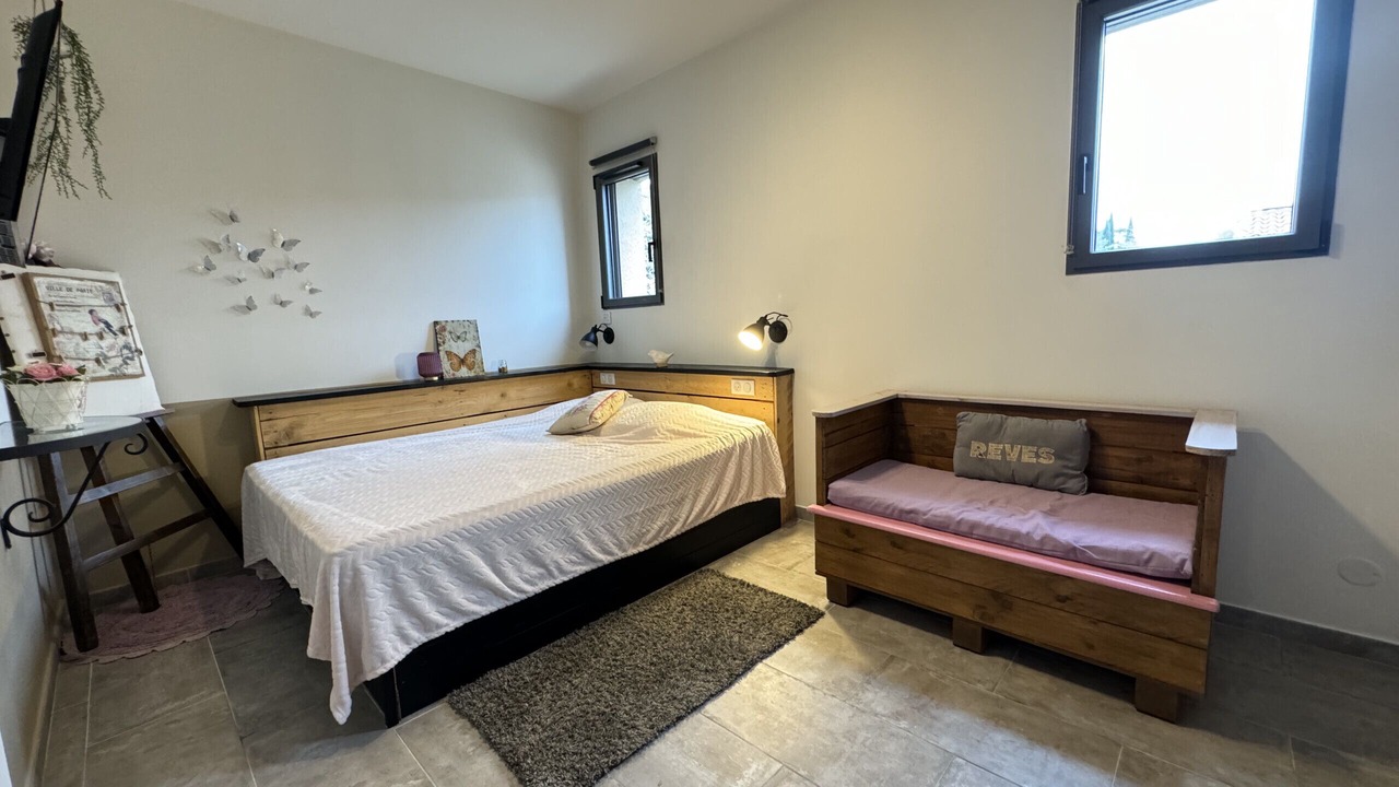 Photo of Others in Maubec