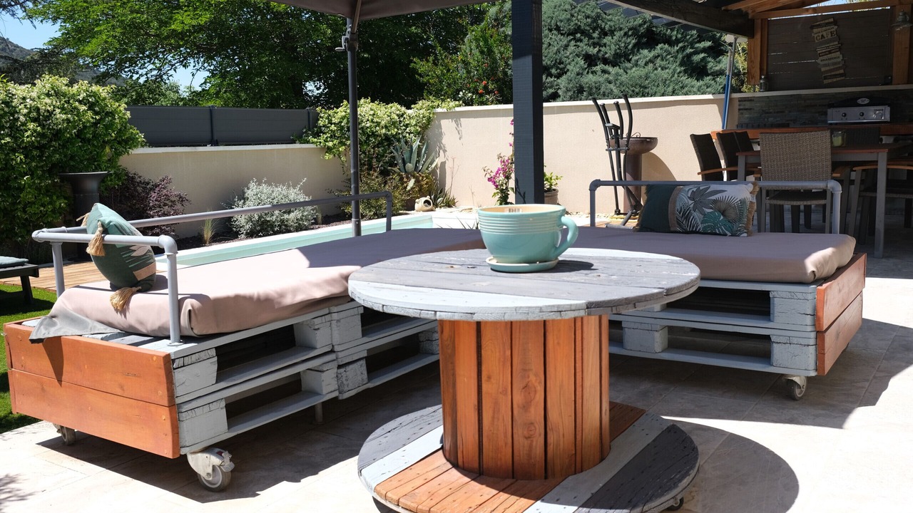 Photo of Others in Maubec