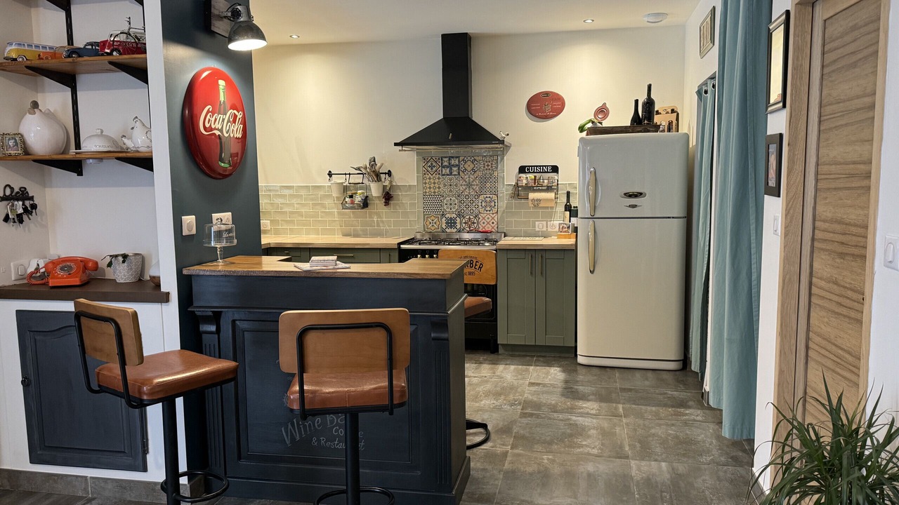 Photo of Others in Maubec