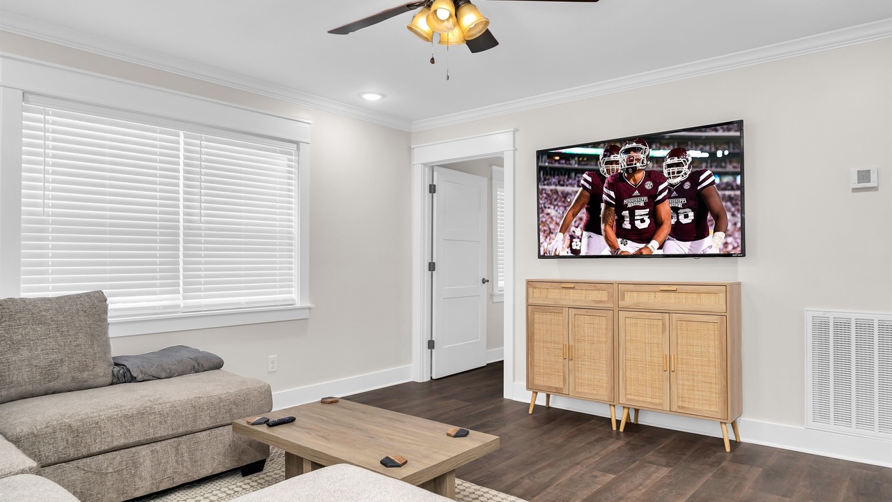 Photo of Livingroom in Starkville