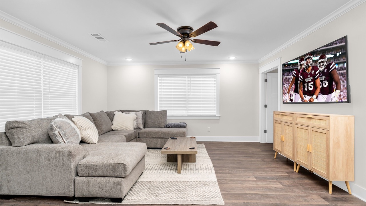 Photo of Livingroom in Starkville