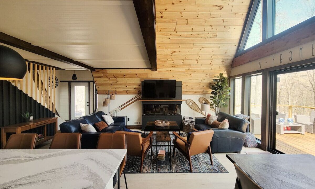 Photo of Livingroom in Bellaire