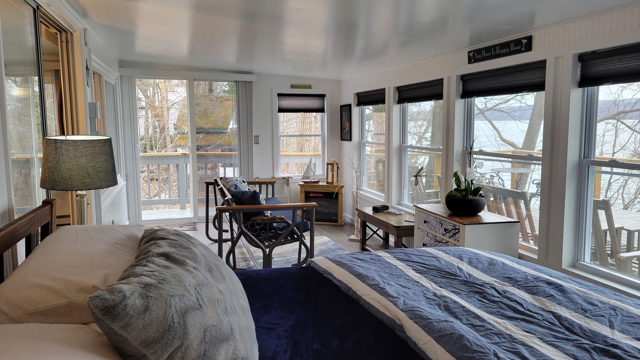 Photo of Others in Burdett