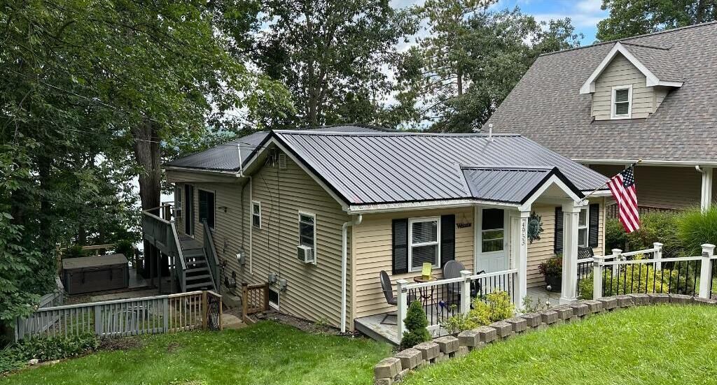 Photo of Others in Burdett