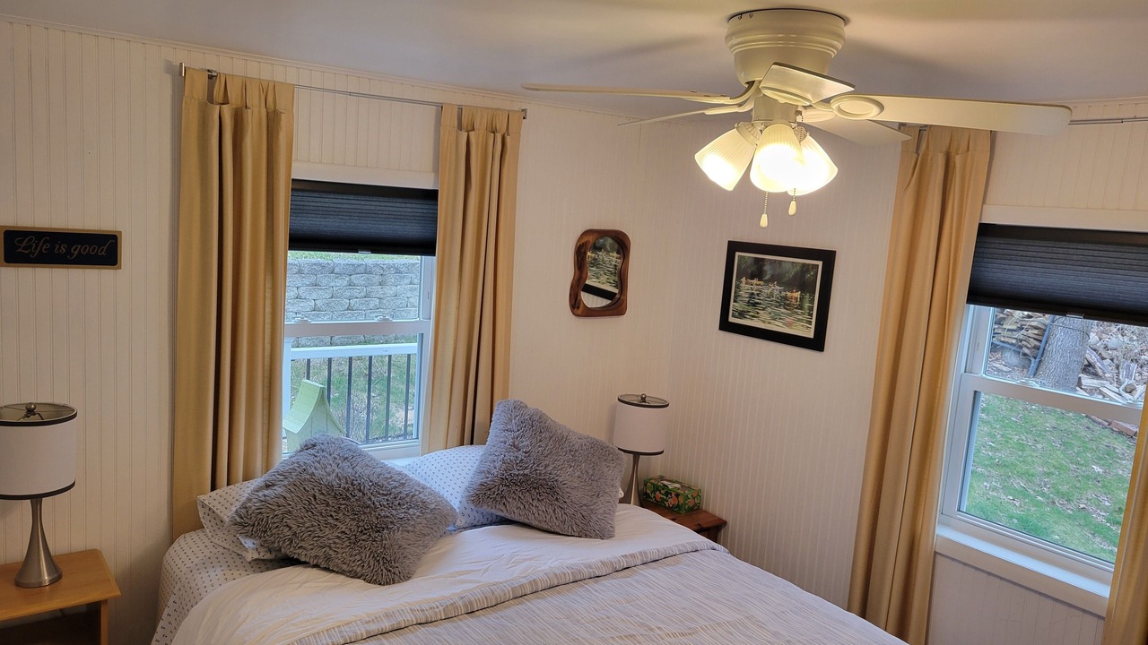 Photo of Bedroom in Burdett