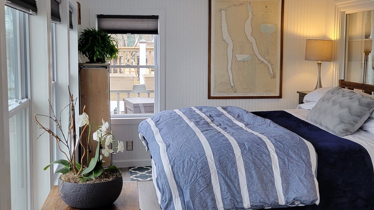 Photo of Others in Burdett