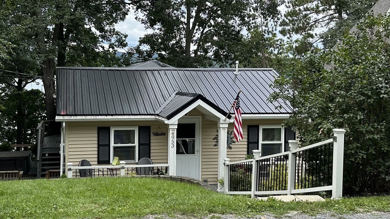 Photo of Outdoor in Burdett