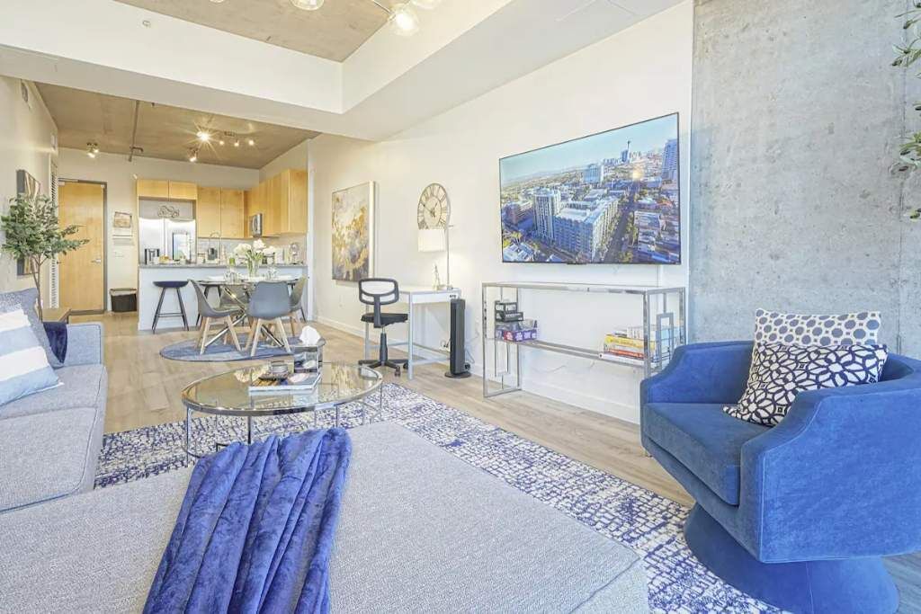 Photo of Livingroom in Downtown Las Vegas