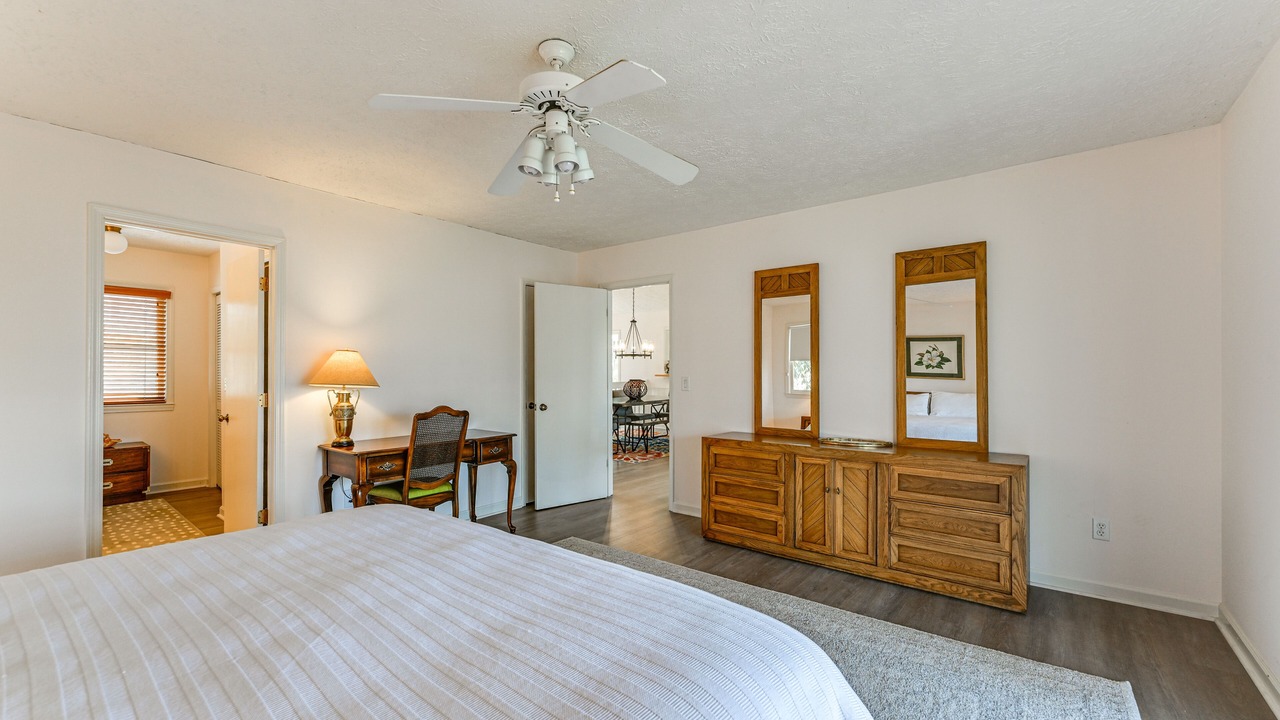 Photo of Bedroom in Sky Valley