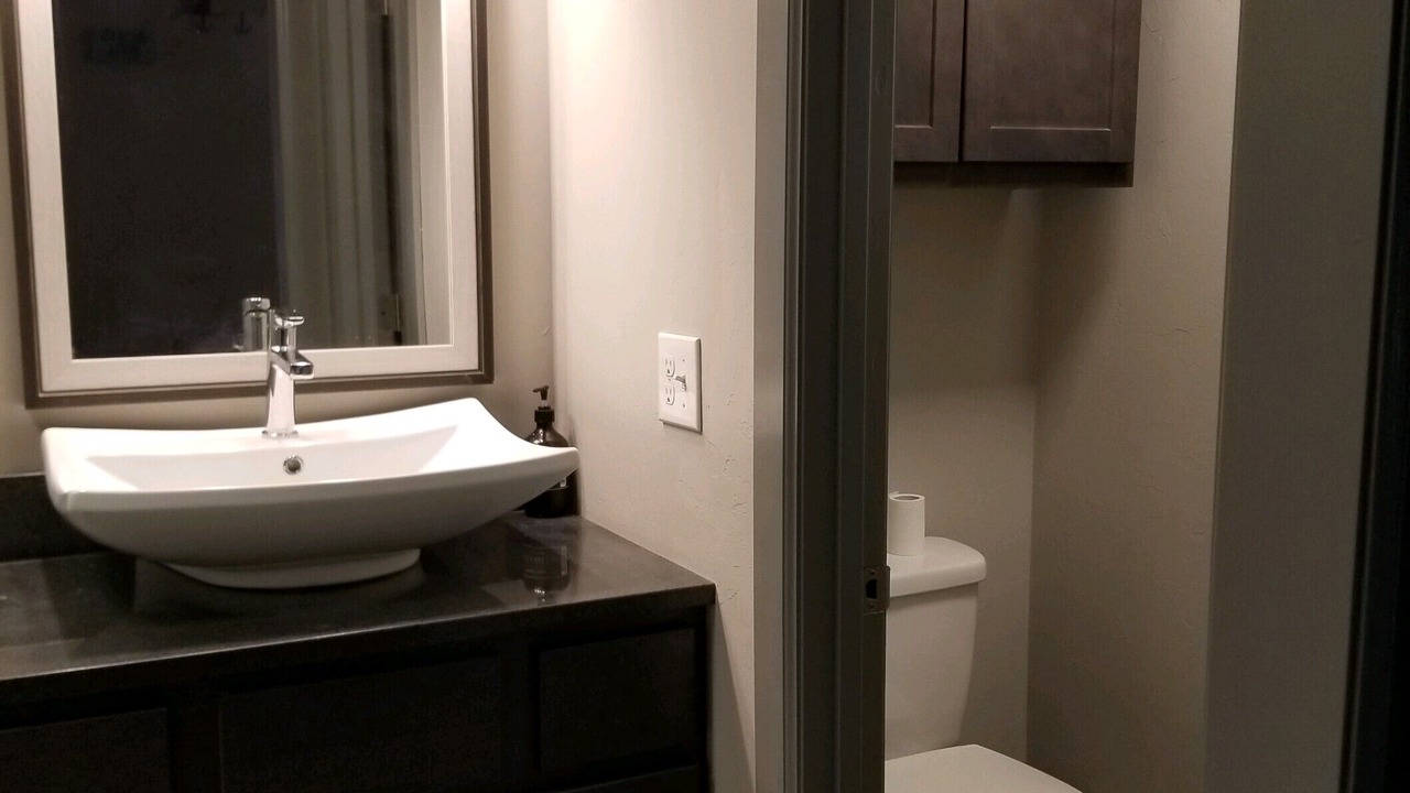Photo of Bathroom in Porum