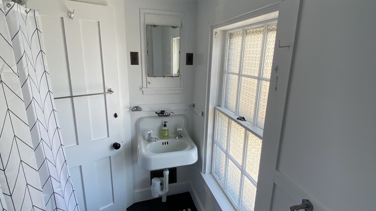 Photo of Bathroom in Brooksville