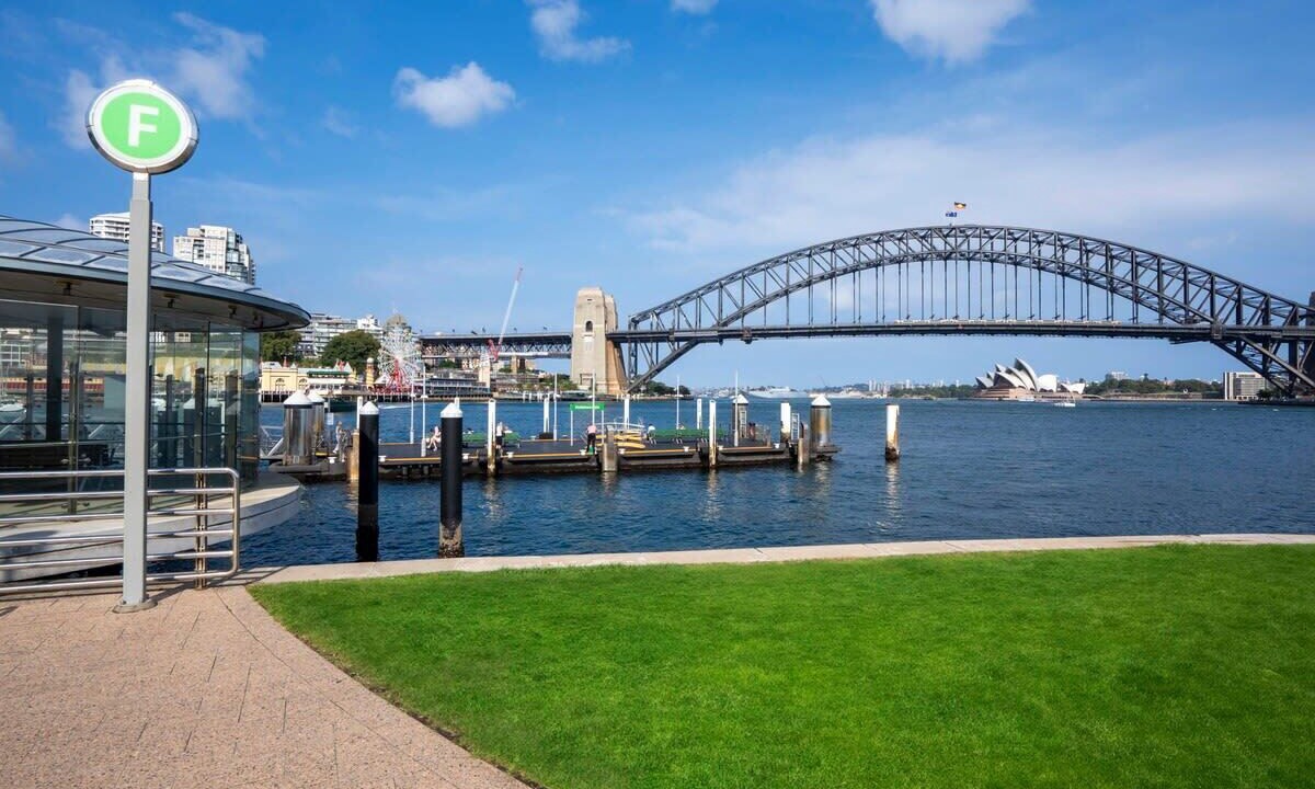 Photo of Others in McMahons Point