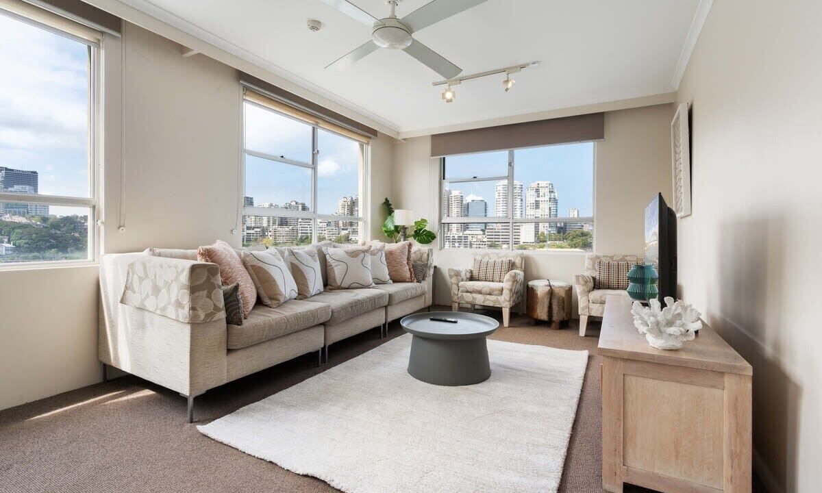 Photo of Others in McMahons Point