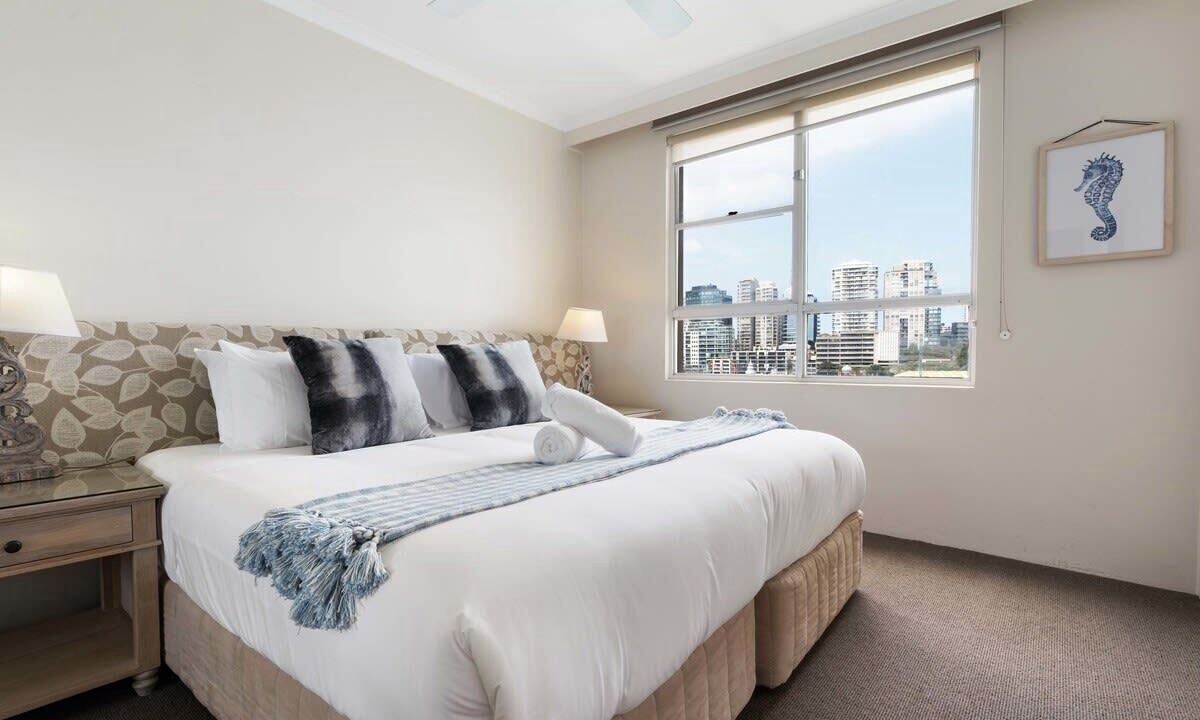 Photo of Others in McMahons Point