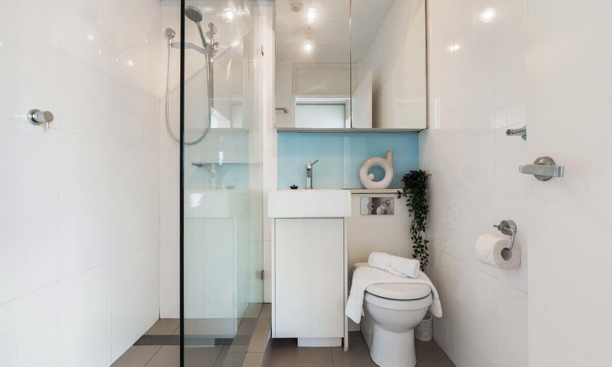 Photo of Bathroom in McMahons Point