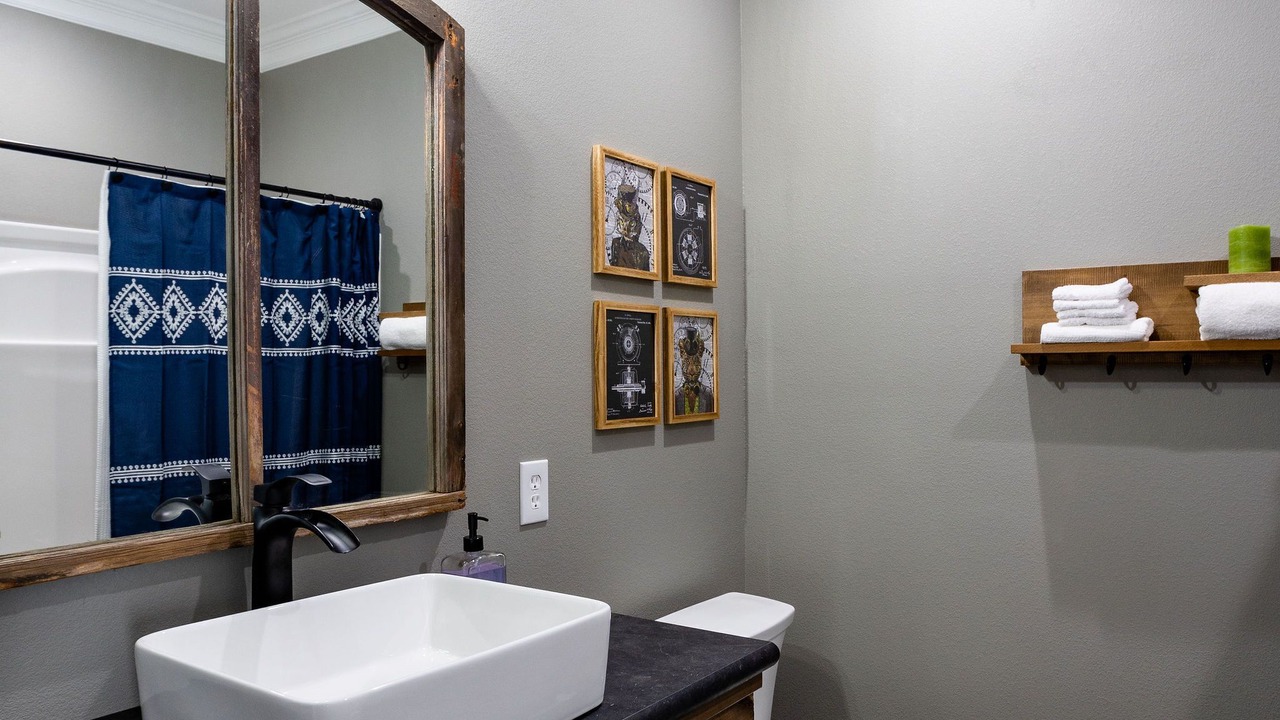 Photo of Bathroom in Batesville