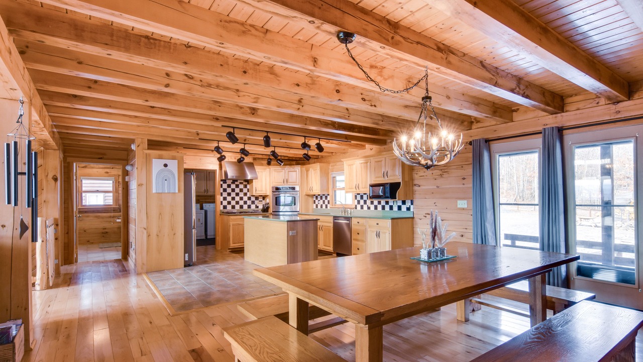 Photo of Others in Howard