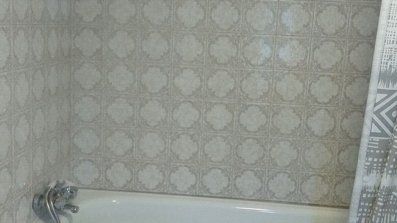 Photo of Bathroom in Saint-Yrieix-la-Montagne