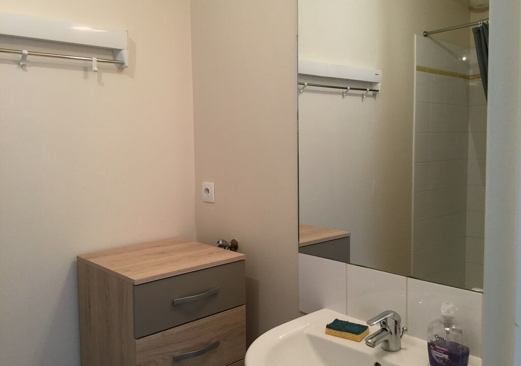 Photo of Bathroom in Esquibien