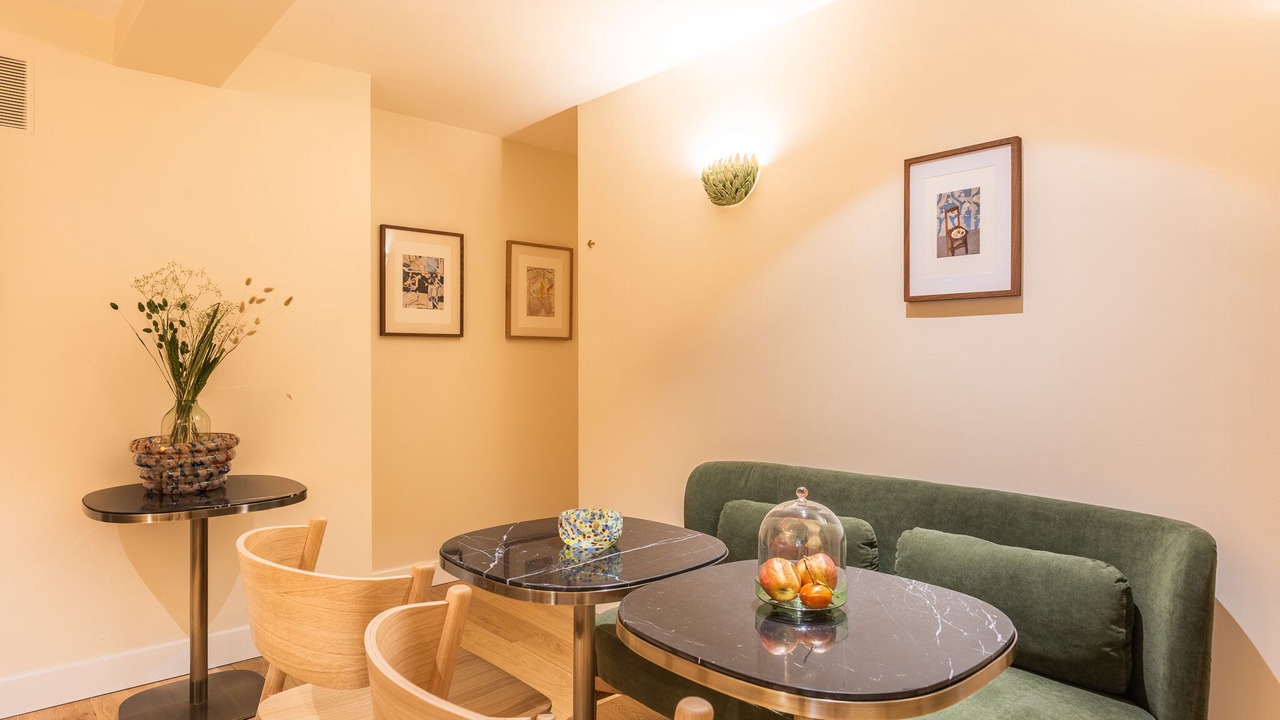 Photo of Others in Grenelle