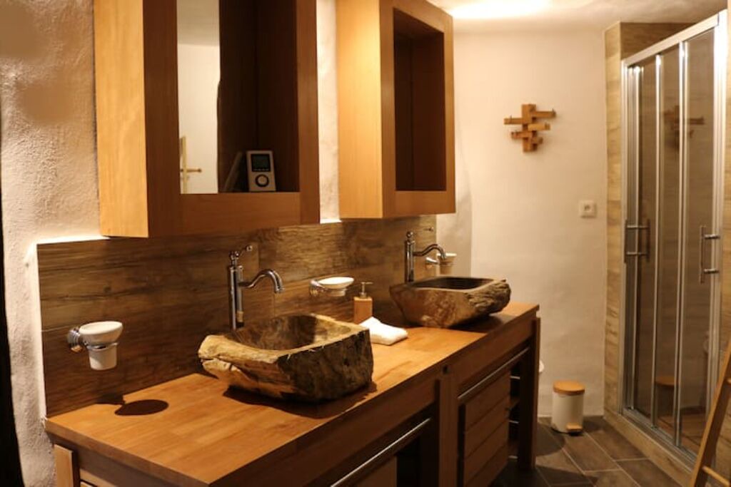 Photo of Bathroom in L'Estrechure
