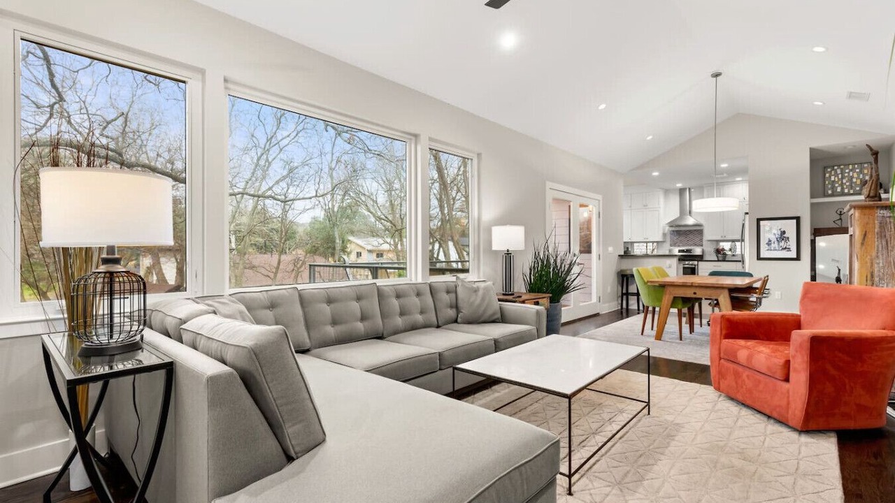 Photo of Bedroom in South Lamar