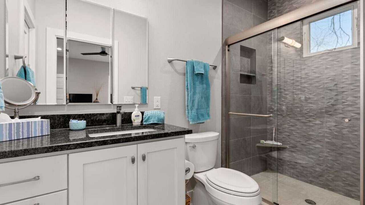 Photo of Bathroom in South Lamar