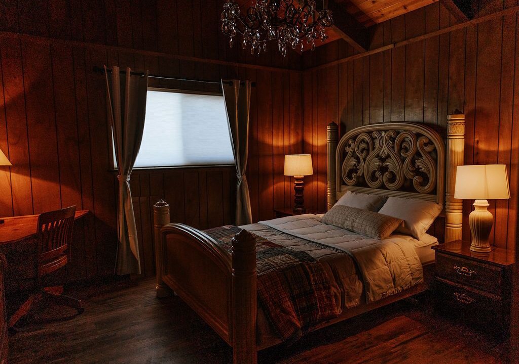 Photo of Bedroom in Glencoe