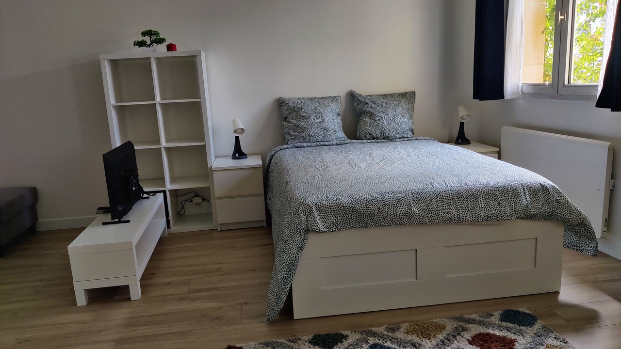 Photo of Bedroom in Bagneux