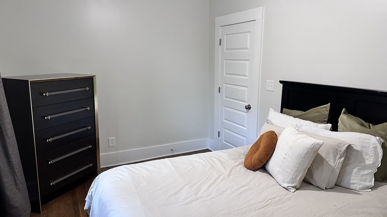 Photo of Bedroom in Crosstown