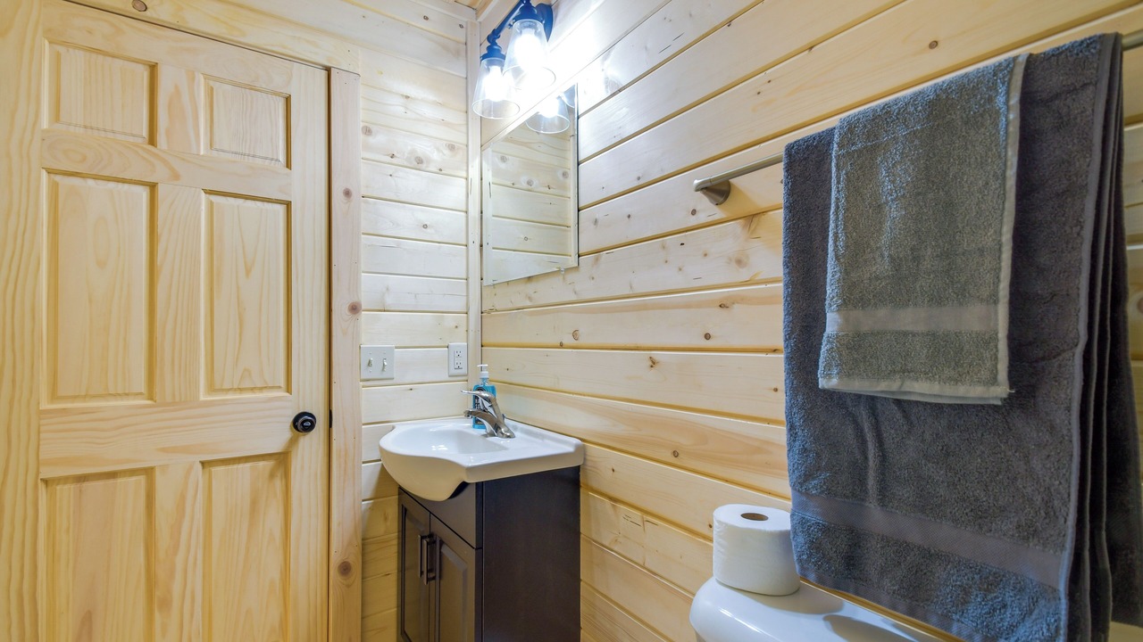 Photo of Bathroom in Blanchardville