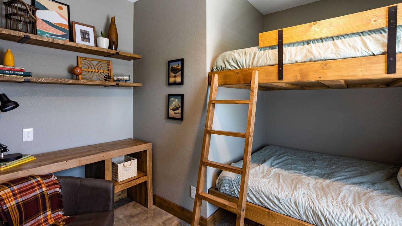 Photo of Bedroom in Batesville