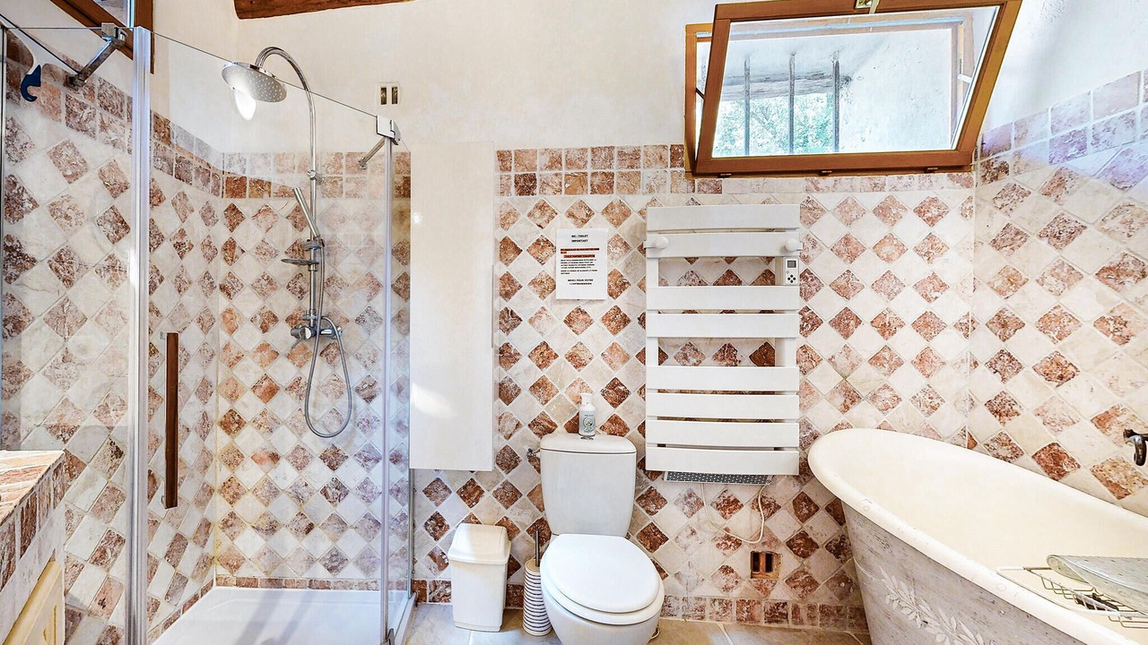 Photo of Bathroom in Lussan