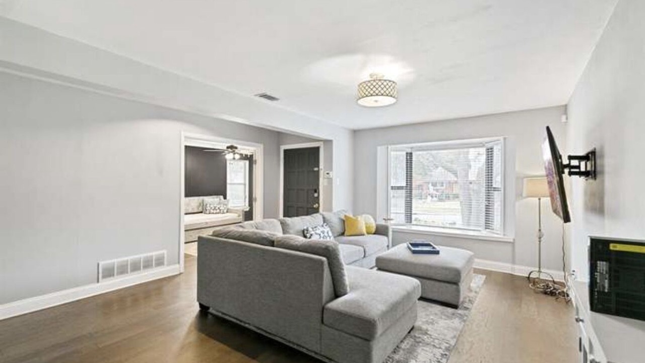 Photo of Livingroom in Lake Highlands