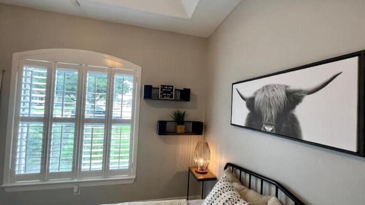 Photo of Bedroom in Alamo