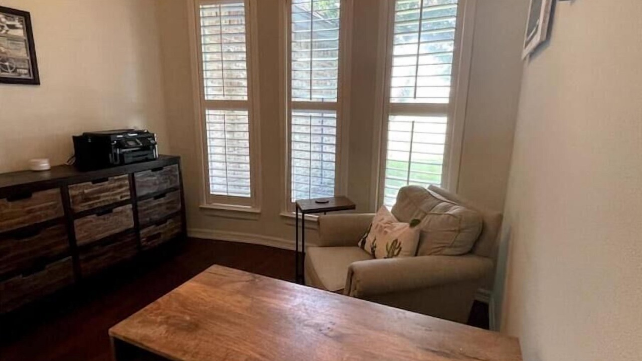 Photo of Livingroom in Alamo
