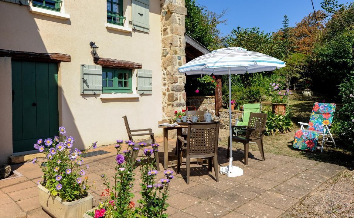 Photo of Outdoor in Dompierre-les-Ormes