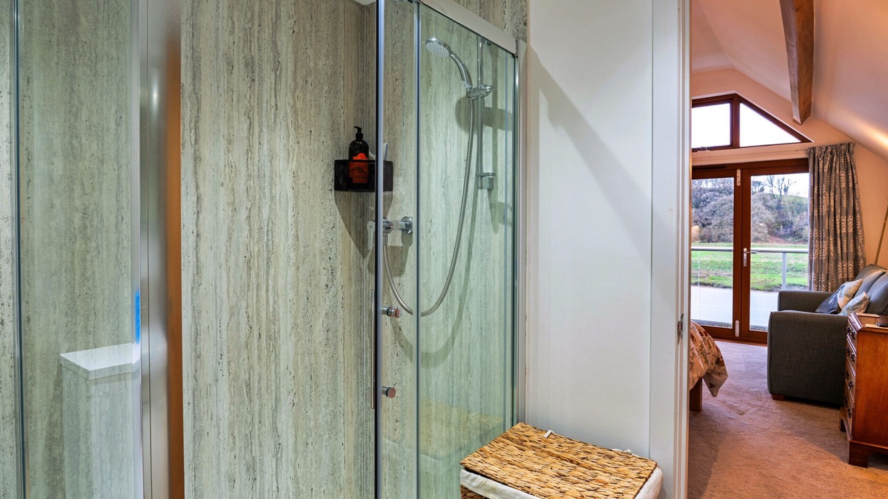 Photo of Bathroom in Westleigh