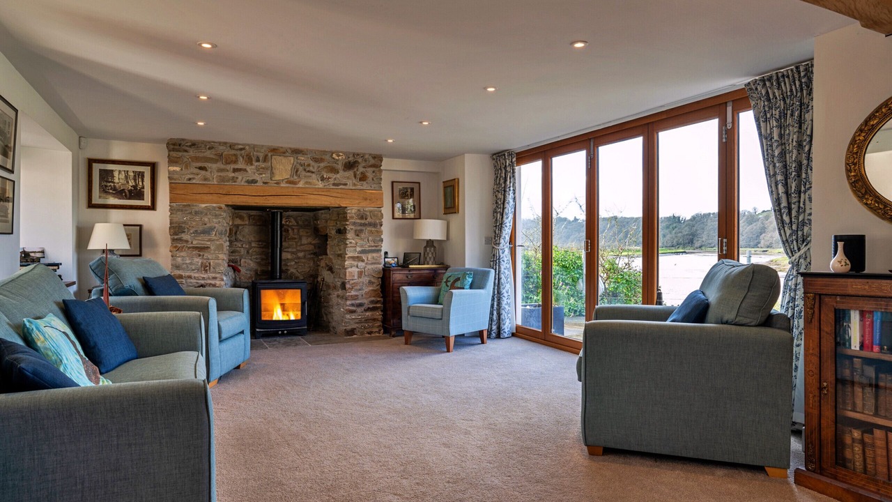 Photo of Livingroom in Westleigh