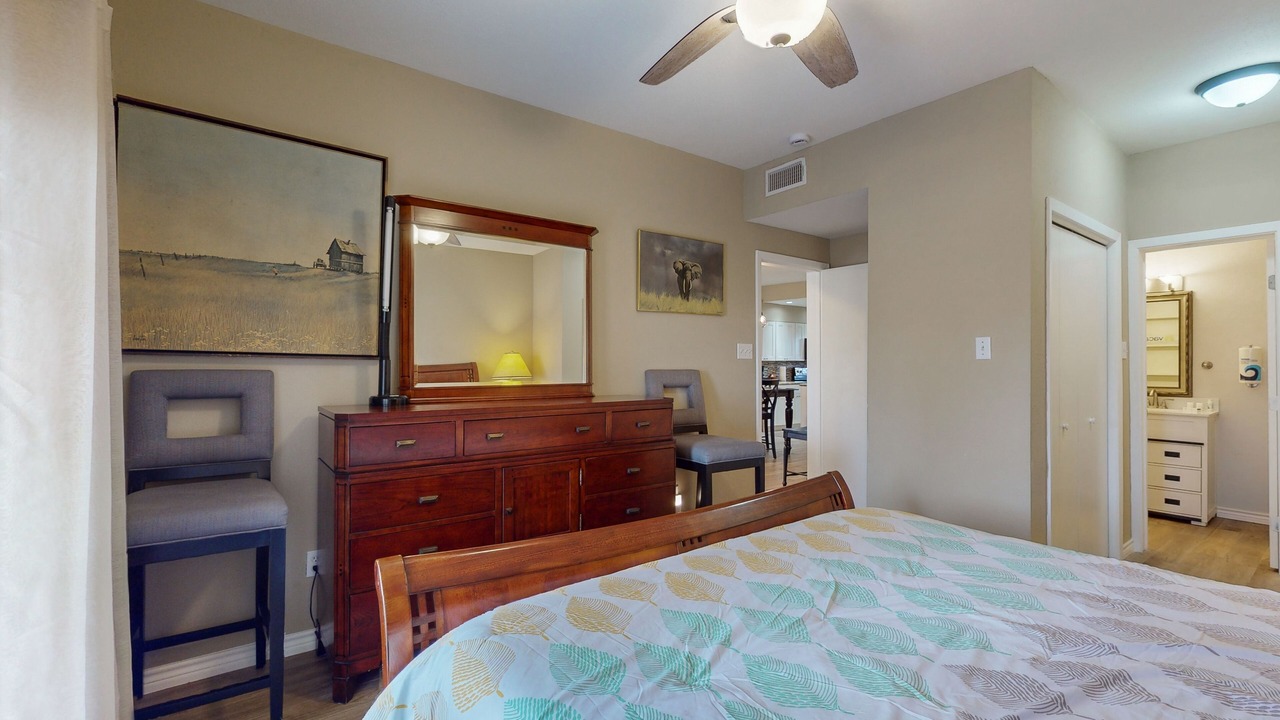 Photo of Bedroom in El Lago