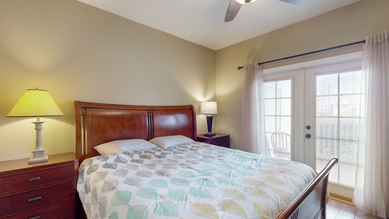 Photo of Bedroom in El Lago
