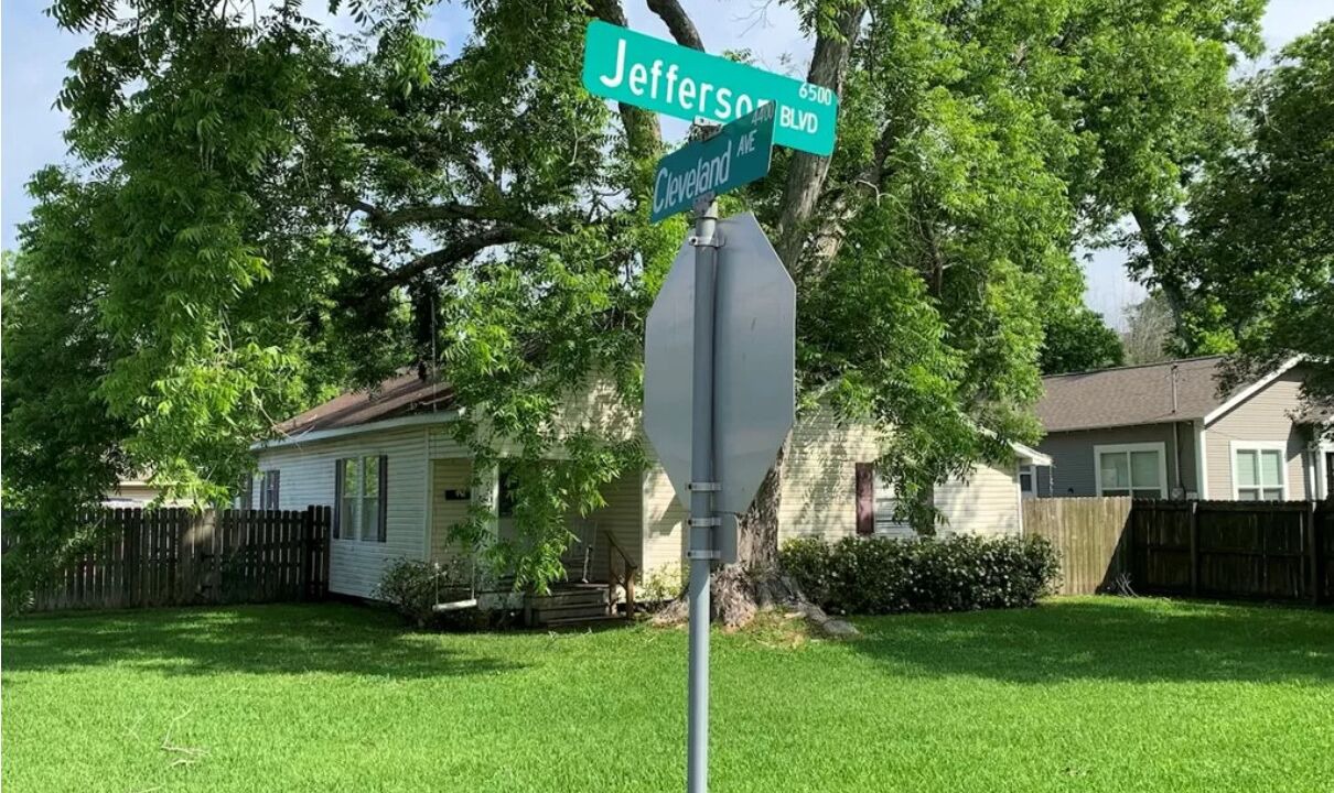 Photo of Outdoor in Groves