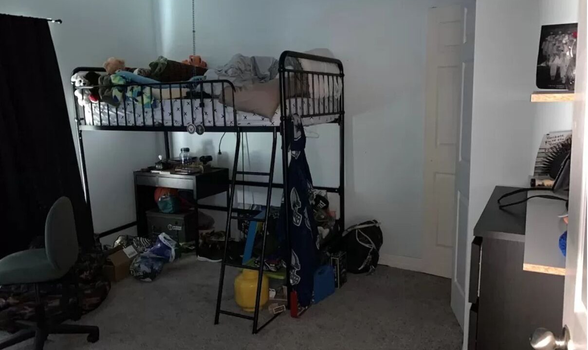 Photo of Bedroom in Groves