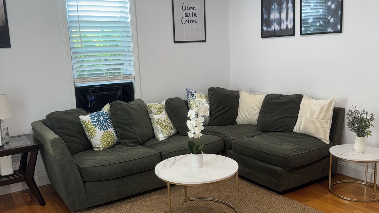 Photo of Livingroom in Watertown